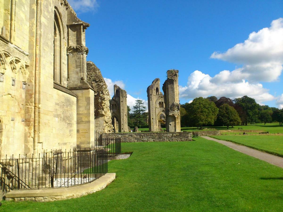 The Prophecy Of Light Retreat Glastonbury Exterior foto